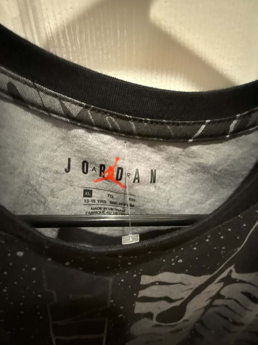 Jordan Girls All-Over Print Logo T-Shirt, Black, Size XL - Picture 2 of 4
